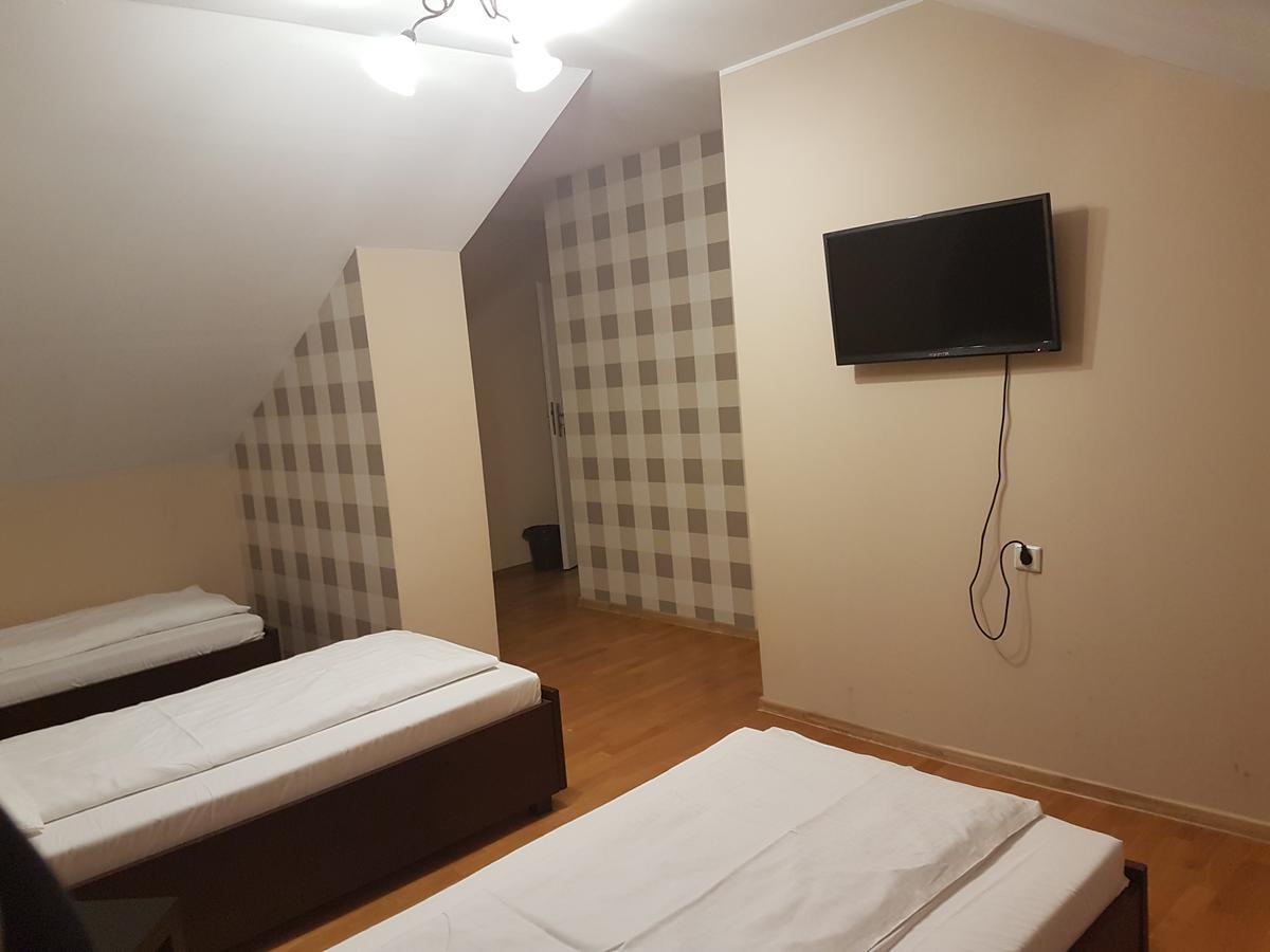 Duszka Hostel Varşova Dış mekan fotoğraf